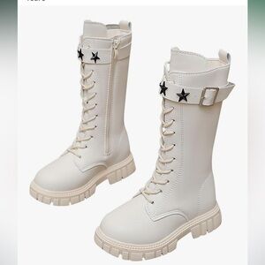 Combat boots ( rumí costume)